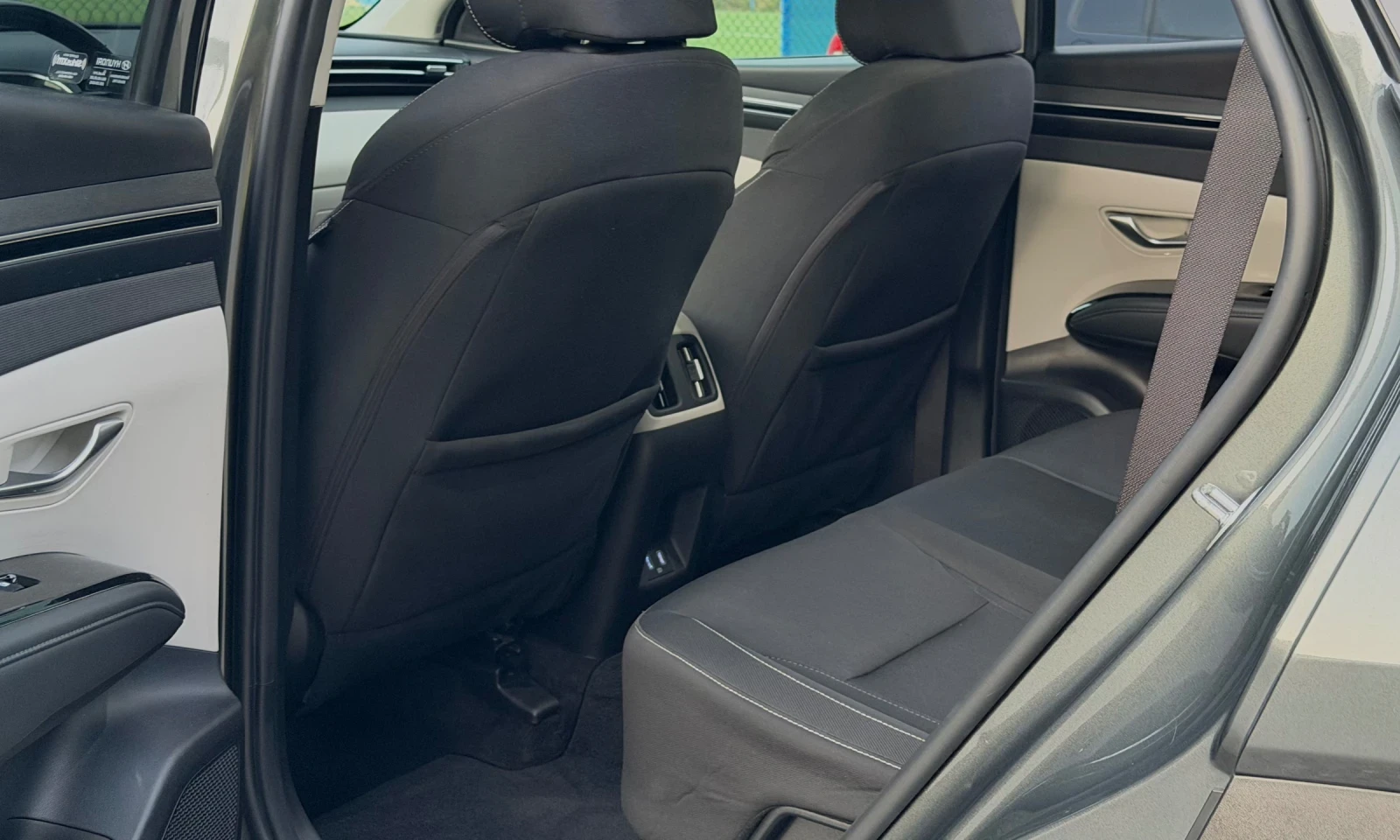 Hyundai Tucson 1.6 T-GDI HYBRID   AWD FULL LED , снимка 12 - Автомобили и джипове - 55696698