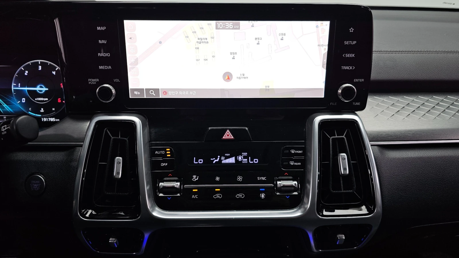 Kia Sorento Noblesse, снимка 13 - Автомобили и джипове - 55433840