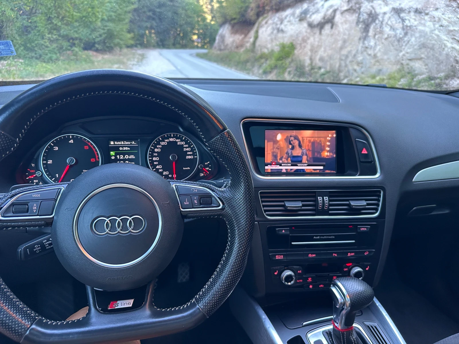 Audi Q5, снимка 12 - Автомобили и джипове - 56486064