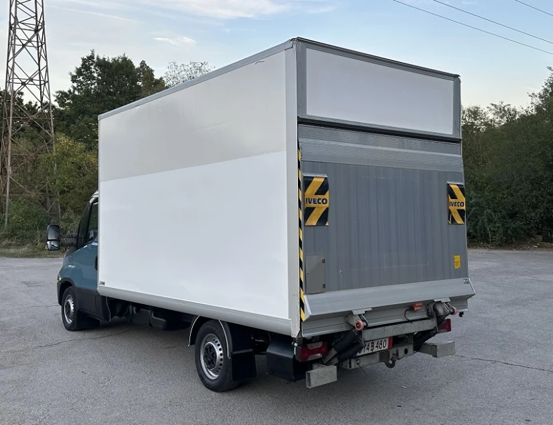 Iveco Daily 35S18* БОРД* КЛИМАТИК* EURO6, снимка 5 - Бусове и автобуси - 51827743