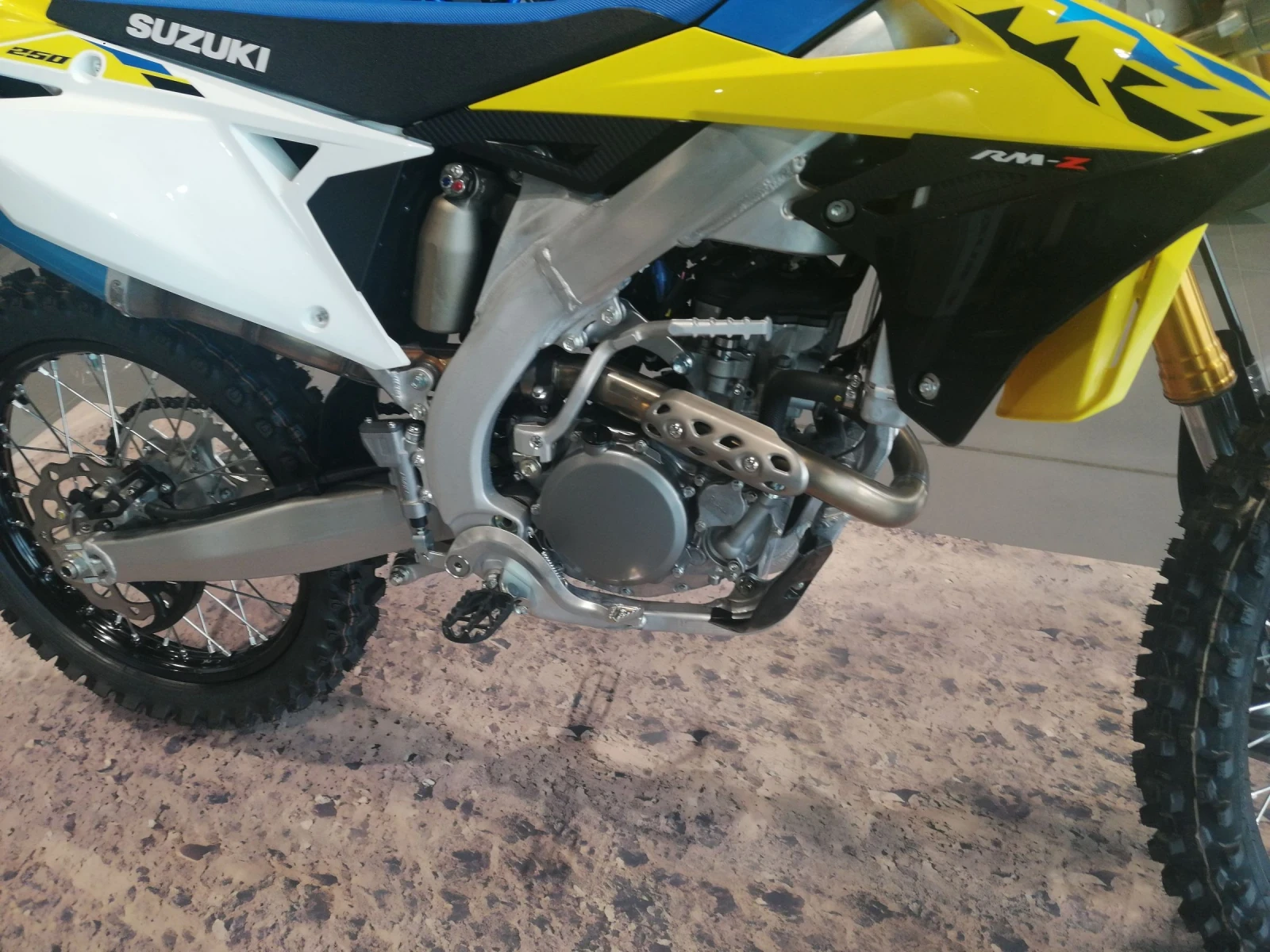 Suzuki Rmz RMZ 250  - изображение 6