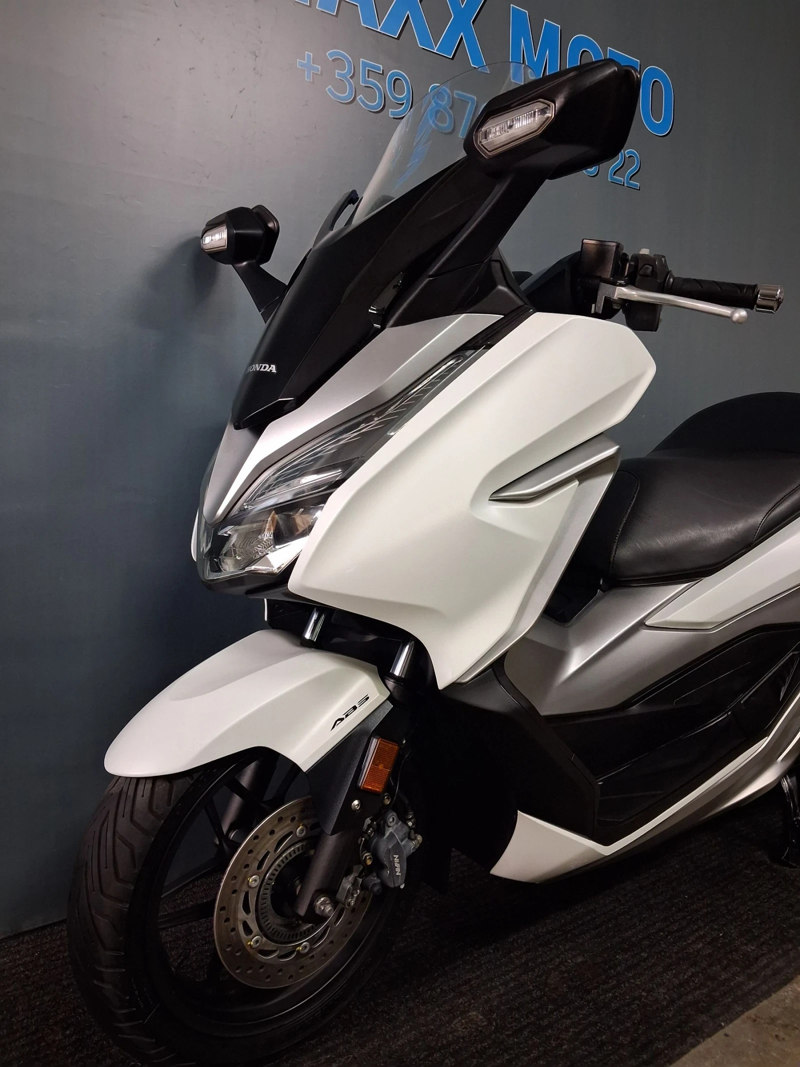 Honda Forza 300i ABS TCS FULL LED Keyless, снимка 10 - Мотоциклети и мототехника - 54527107