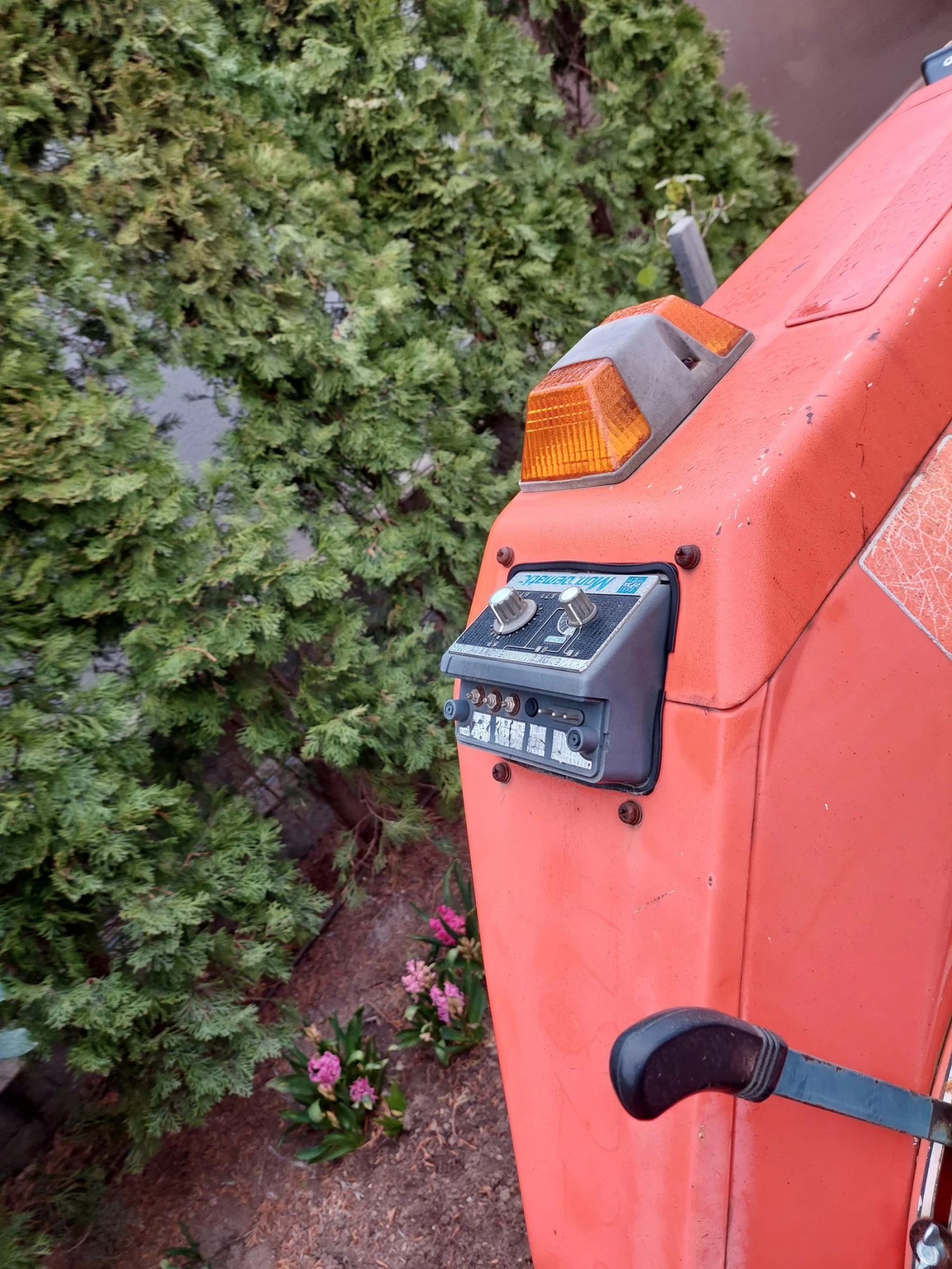 Трактор Kubota L1 225 Предно+ хидравличен волан - изображение 6