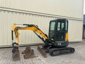      Bobcat E26