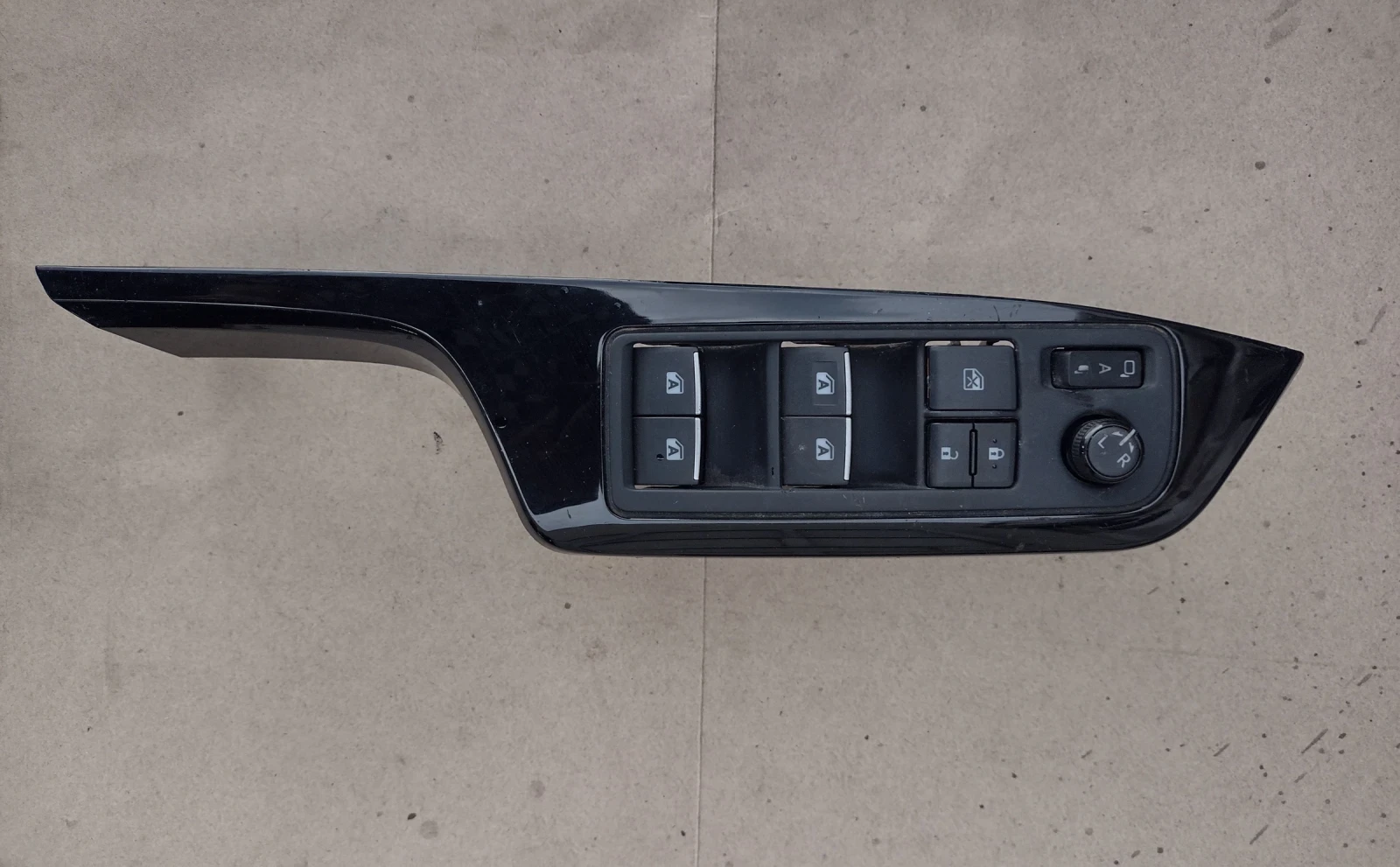 84040-F4020 ��������� ����� /��.������,�������� / ������ ���� ����� TOYOTA C-HR 1.8 Hybrid  515818B | Mobile.bg � ����������� 1