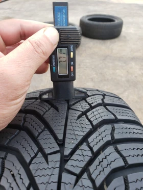 Гуми Зимни 195/65R15, снимка 8