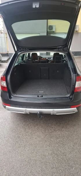 Skoda Octavia SCOUT 2.0 tdi 150к.с.117007км, снимка 11