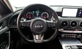 Kia Stinger 2.5* ПОДГРЕВ* ОБДУХВАНЕ* ХЕДЪП* LANE* ASSIST* , снимка 8