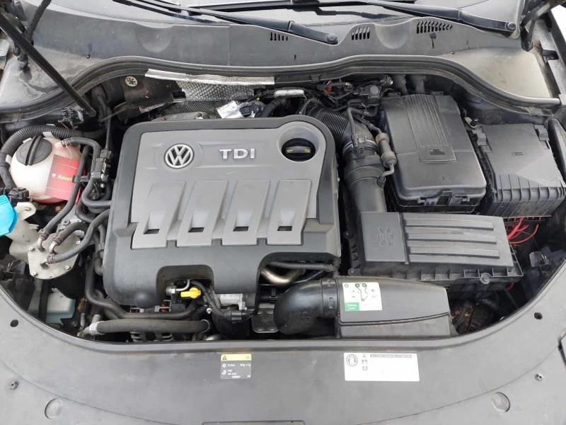 VW Passat 2.0.TDI.177.FULL MAX, снимка 16 - Автомобили и джипове - 47647416