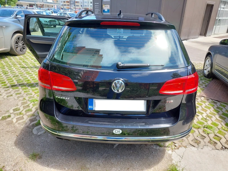 VW Passat, снимка 5 - Автомобили и джипове - 49473497