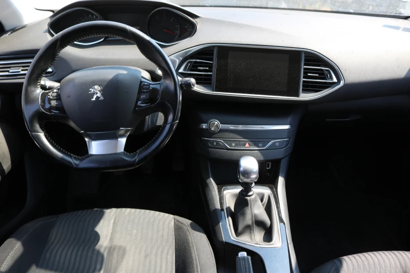 Peugeot 308 1.6 HDI, снимка 13 - Автомобили и джипове - 46925821