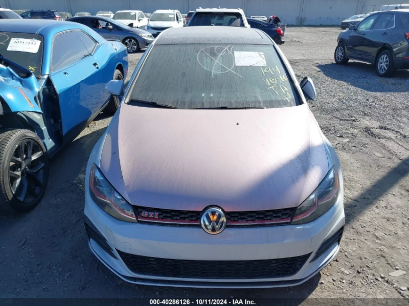 VW Golf GTI 2.0T S DSG, снимка 12 - Автомобили и джипове - 47607174