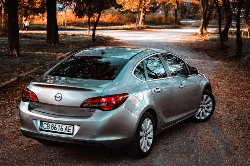 Opel Astra 1.6 CDTI 136hp, снимка 5 - Автомобили и джипове - 47793048