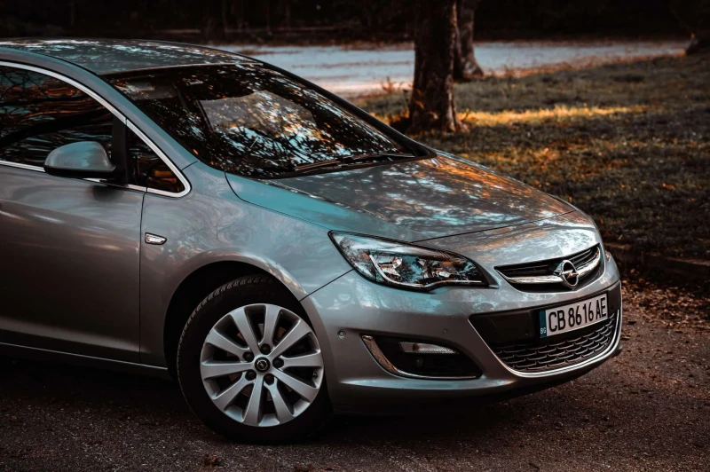 Opel Astra 1.6 CDTI 136hp, снимка 7 - Автомобили и джипове - 47793048