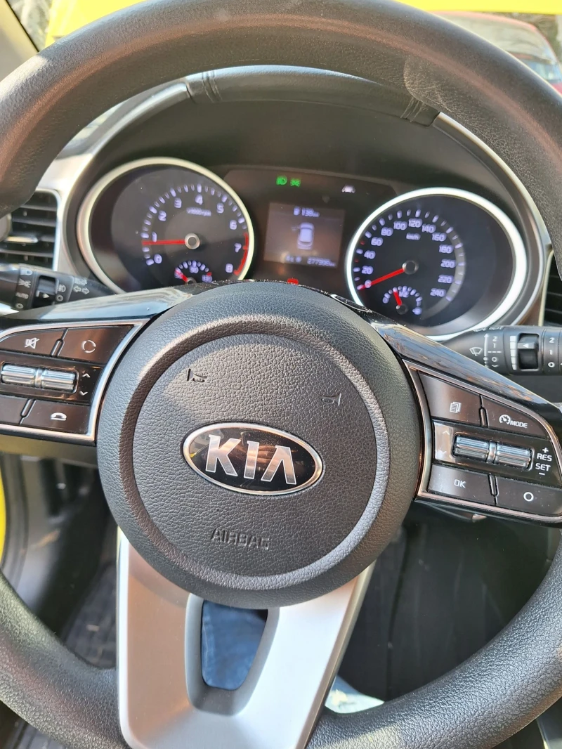 Kia Ceed 1.4, снимка 6 - Автомобили и джипове - 48589282