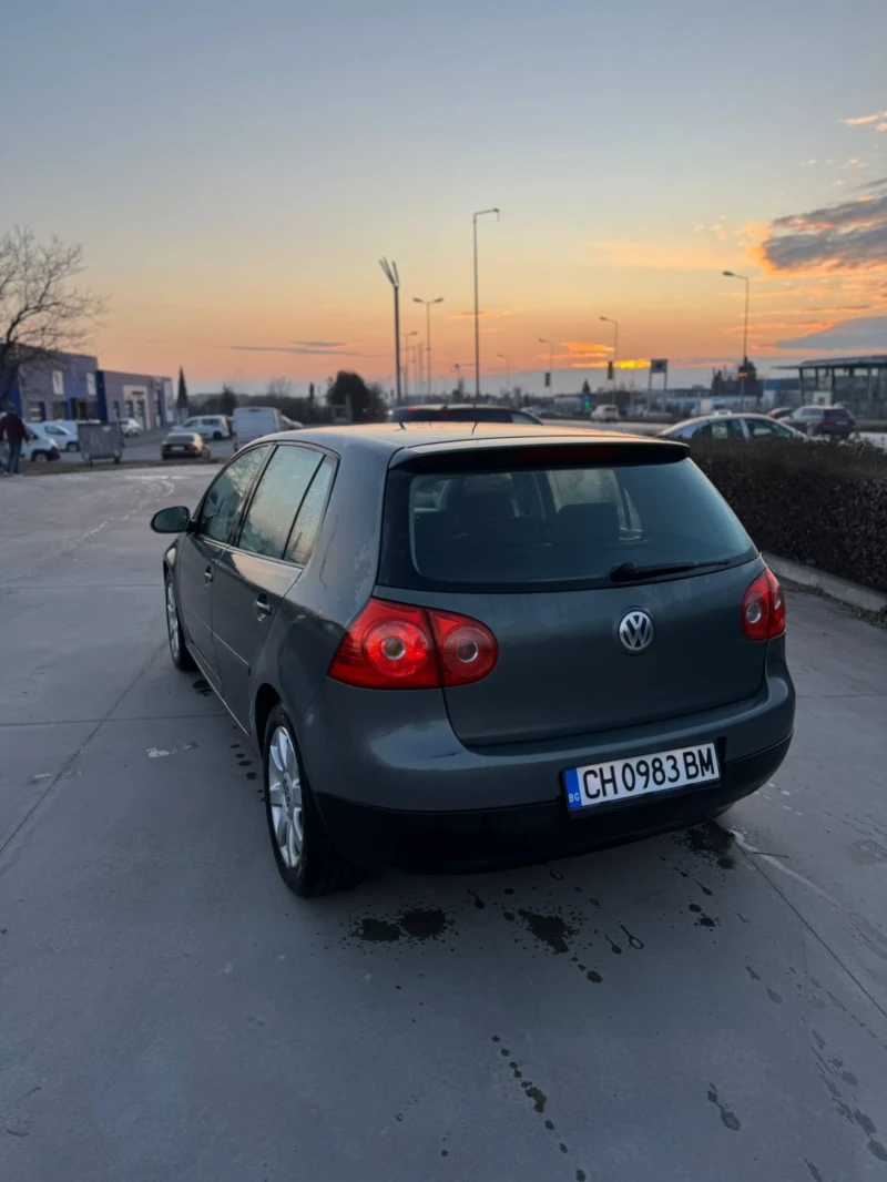 VW Golf, снимка 1 - Автомобили и джипове - 48802671