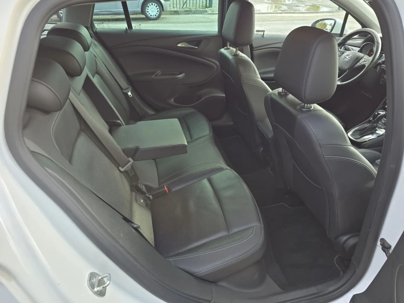 Opel Astra LUXURY/AUTO/FACE, снимка 10 - Автомобили и джипове - 51994172
