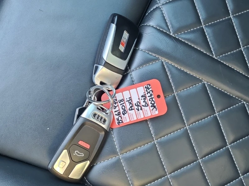 Audi S5 * PROGRESSIV * CARFAX * БЕЗ ПЪРВОНАЧАЛНА ВНОСКА, снимка 8 - Автомобили и джипове - 53330628