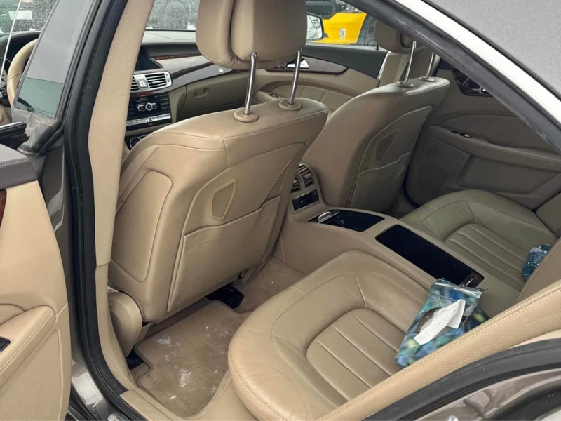Mercedes-Benz CLS 550 2КЛЮЧА* ПОДГРЕВ* NAVI* PANO* , снимка 8 - Автомобили и джипове - 53488777