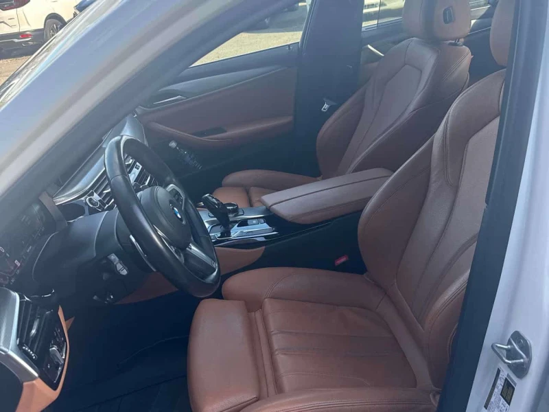 BMW 540 i xDrive * CARFAX * ПАНОРАМА* ПОДГРЕВИ, снимка 14 - Автомобили и джипове - 53541455