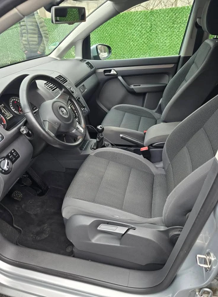VW Touran 1.6 TDI Klima, Avtopilot, Podgrev - изображение 9
