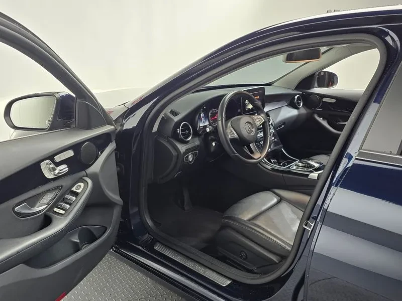 Mercedes-Benz C 200 САМО 30% АВАНС, снимка 10 - Автомобили и джипове - 55947059
