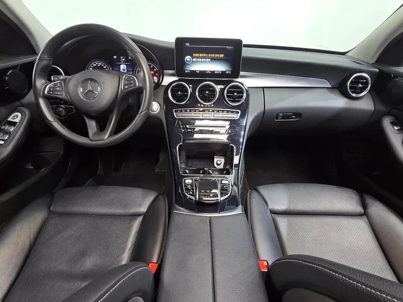 Mercedes-Benz C 200 САМО 30% АВАНС, снимка 7 - Автомобили и джипове - 55947059