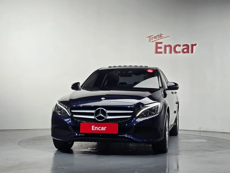 Mercedes-Benz C 200 САМО 30% АВАНС, снимка 3 - Автомобили и джипове - 55947059