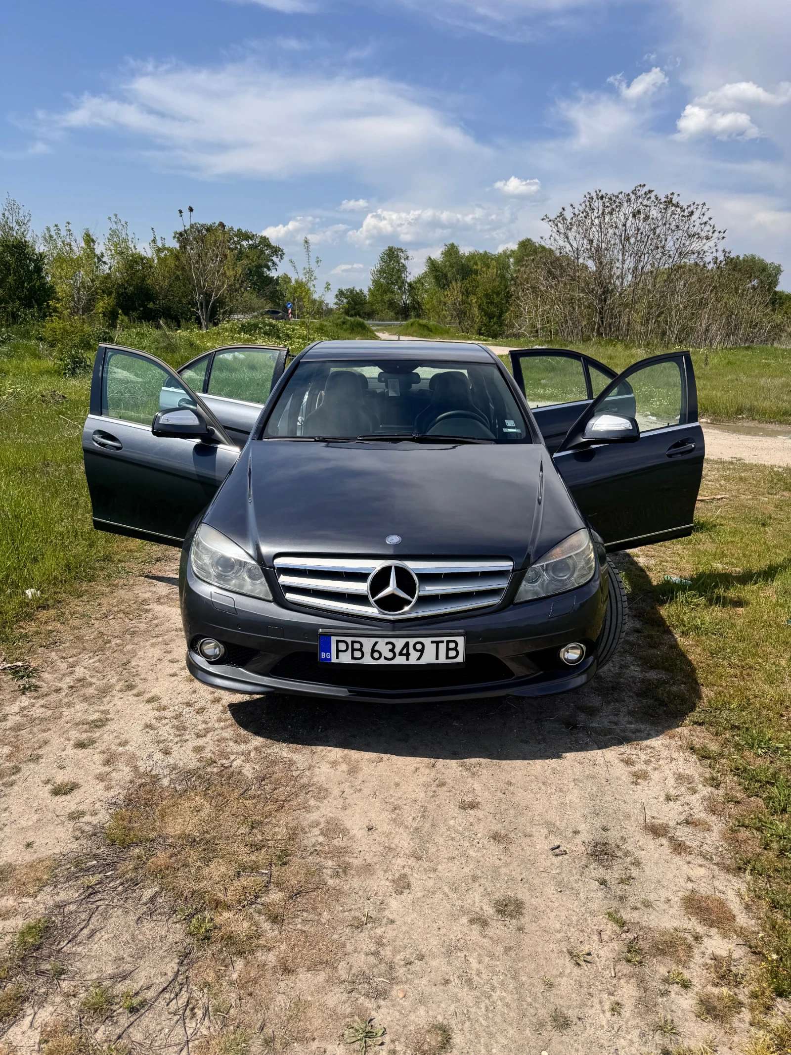 Mercedes-Benz C 320  - изображение 9