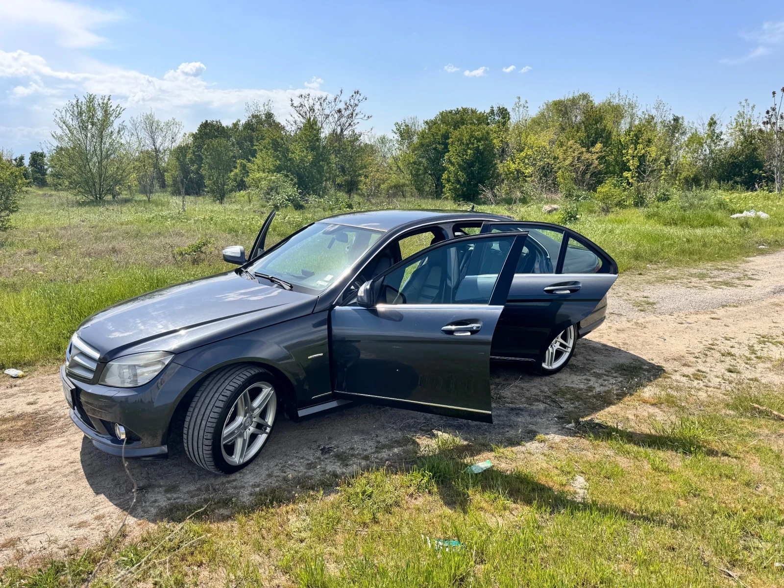 Mercedes-Benz C 320  - изображение 5