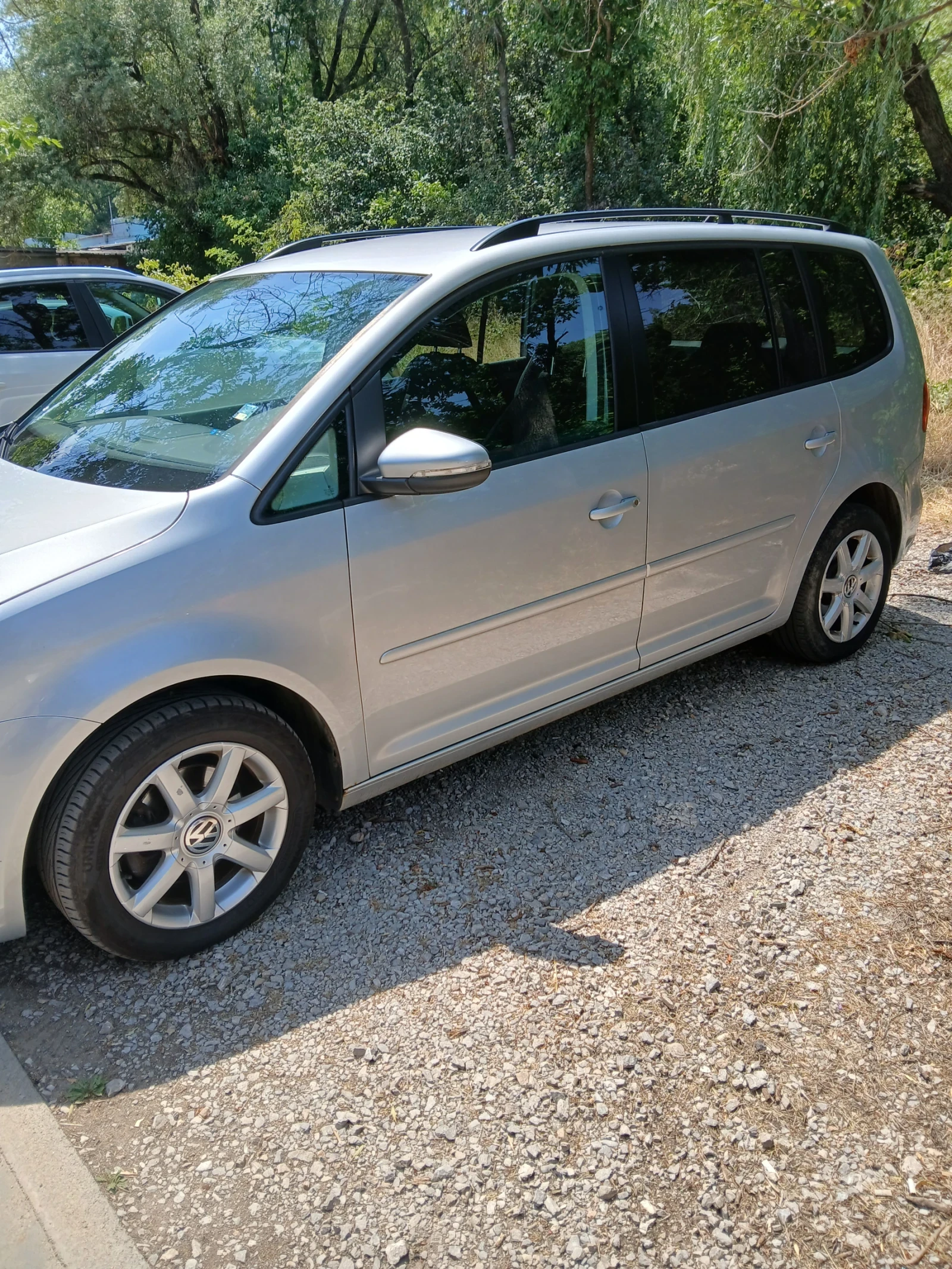 VW Touran 1.6 TDI Klima, Avtopilot, Podgrev - изображение 6