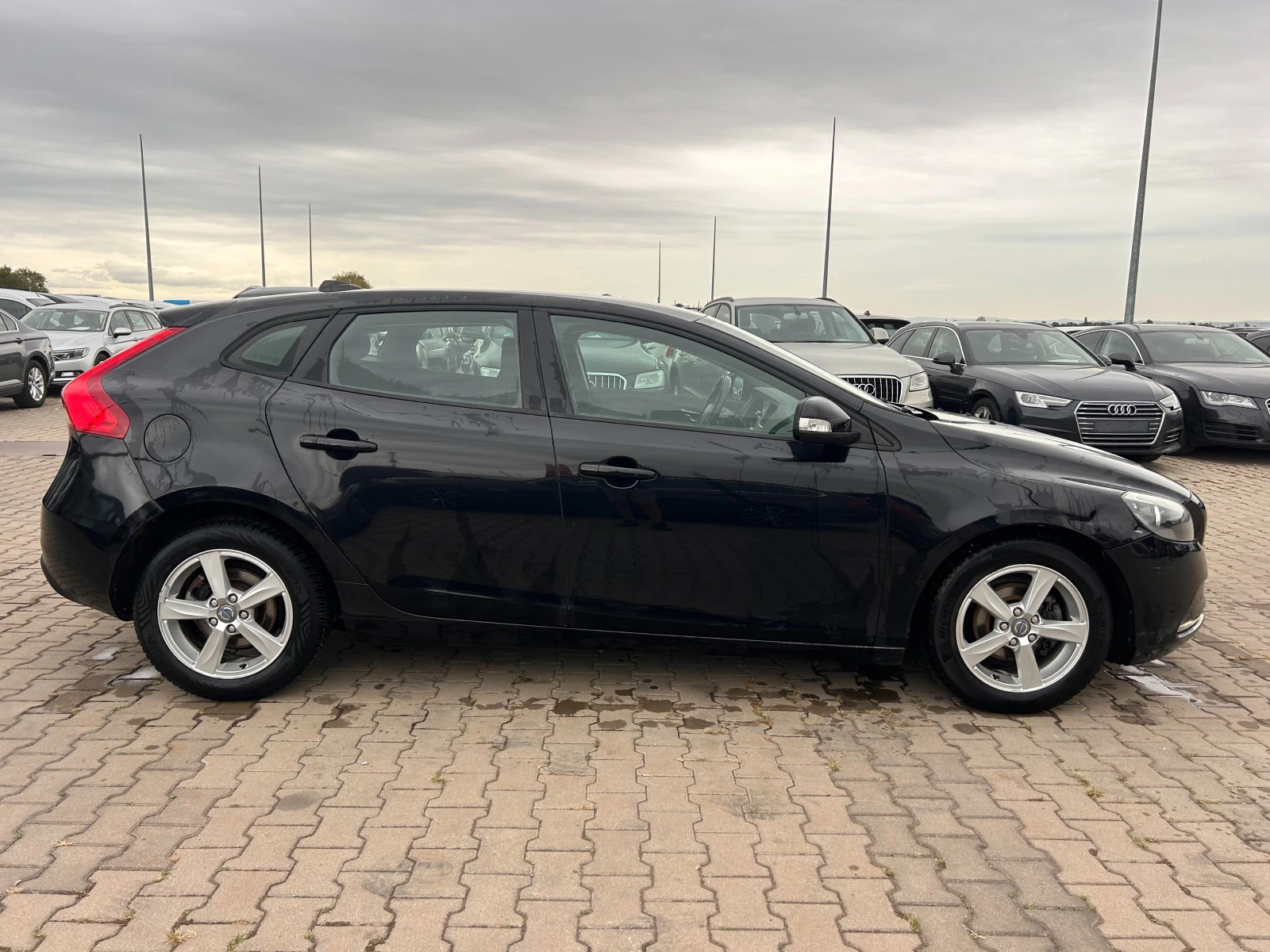 Volvo V40 1.6D NAVI EURO 5 - изображение 5