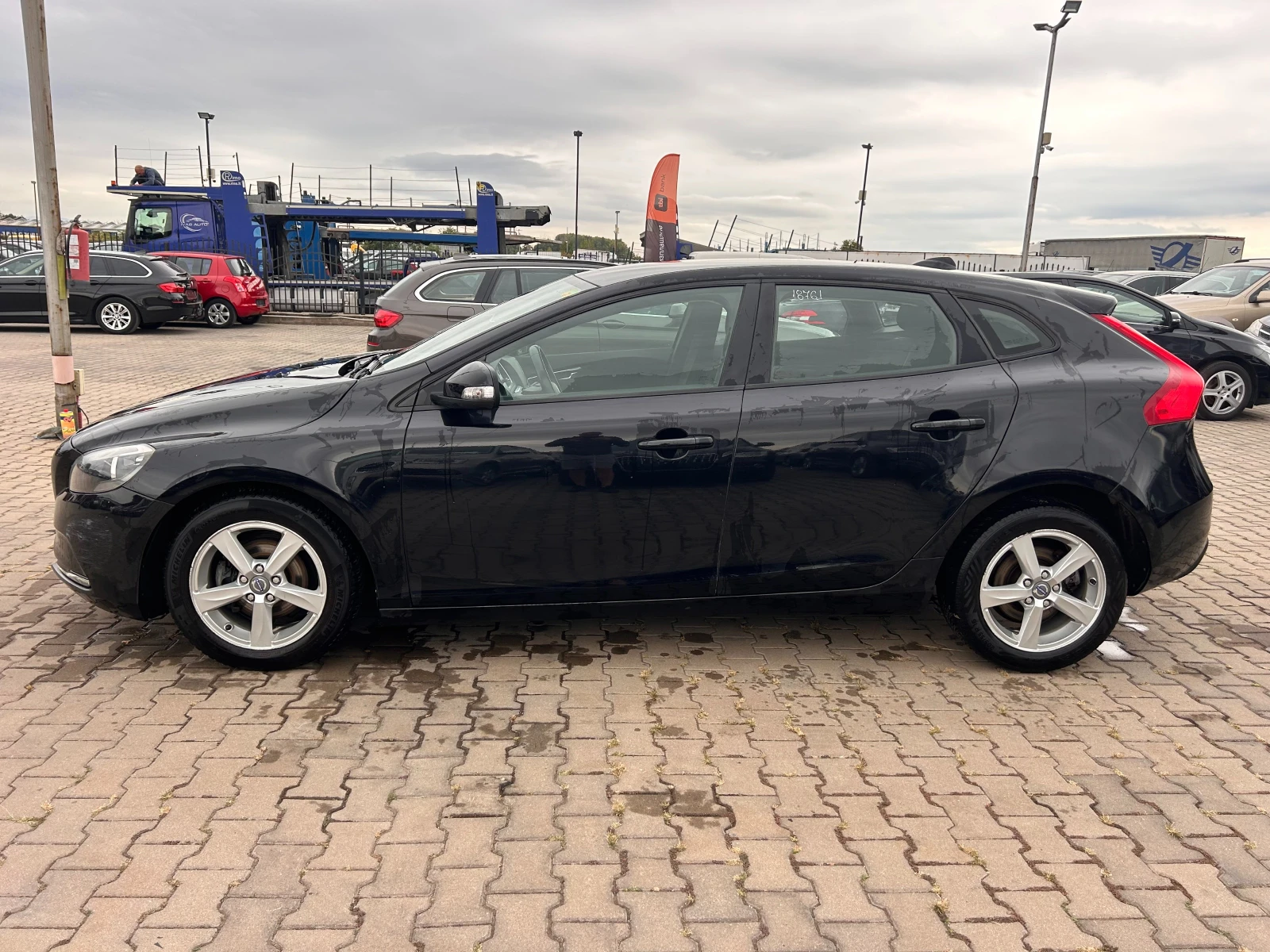 Volvo V40 1.6D NAVI EURO 5 - изображение 9