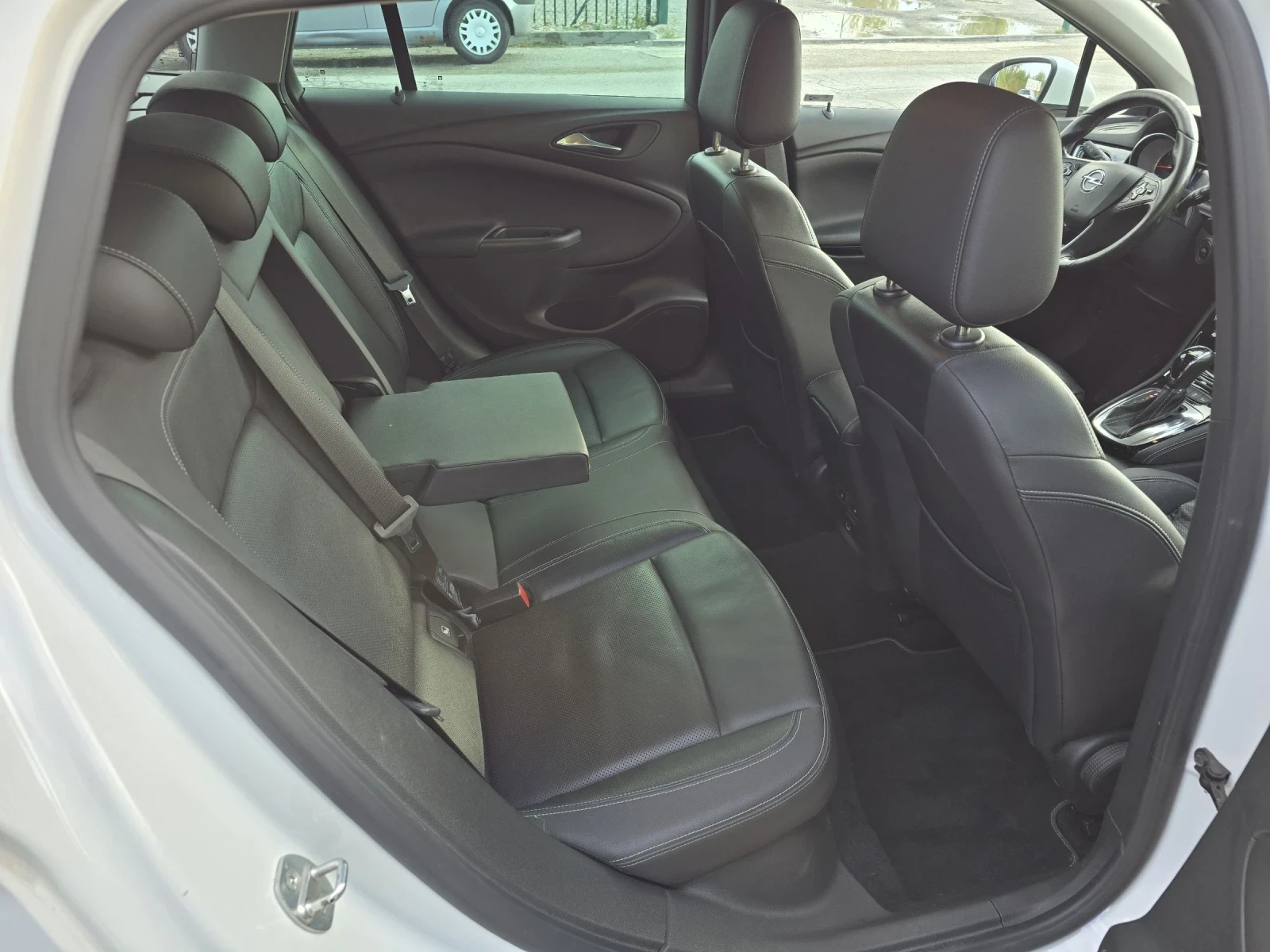 Opel Astra LUXURY/AUTO/FACE - изображение 10