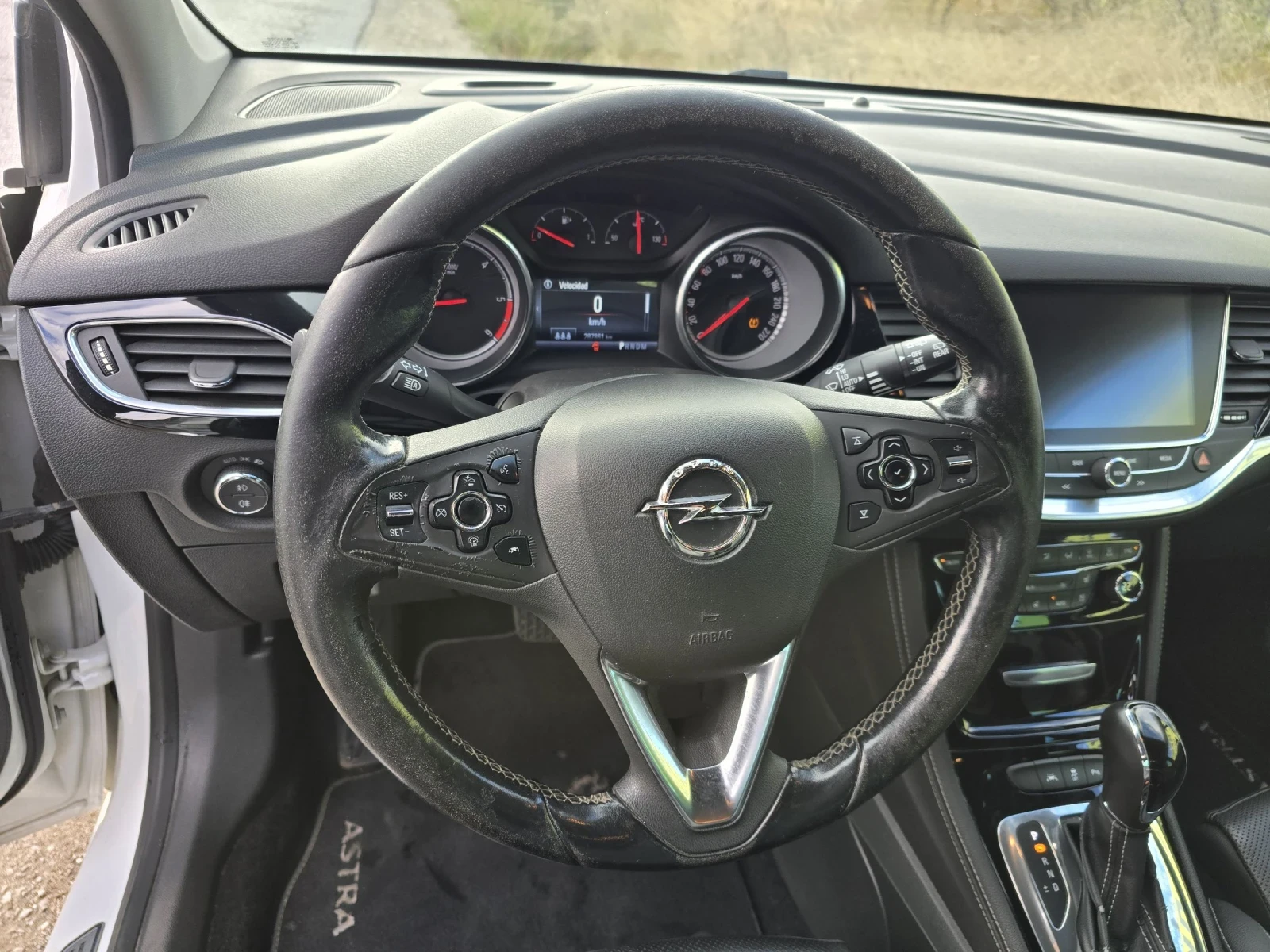 Opel Astra LUXURY/AUTO/FACE - изображение 8