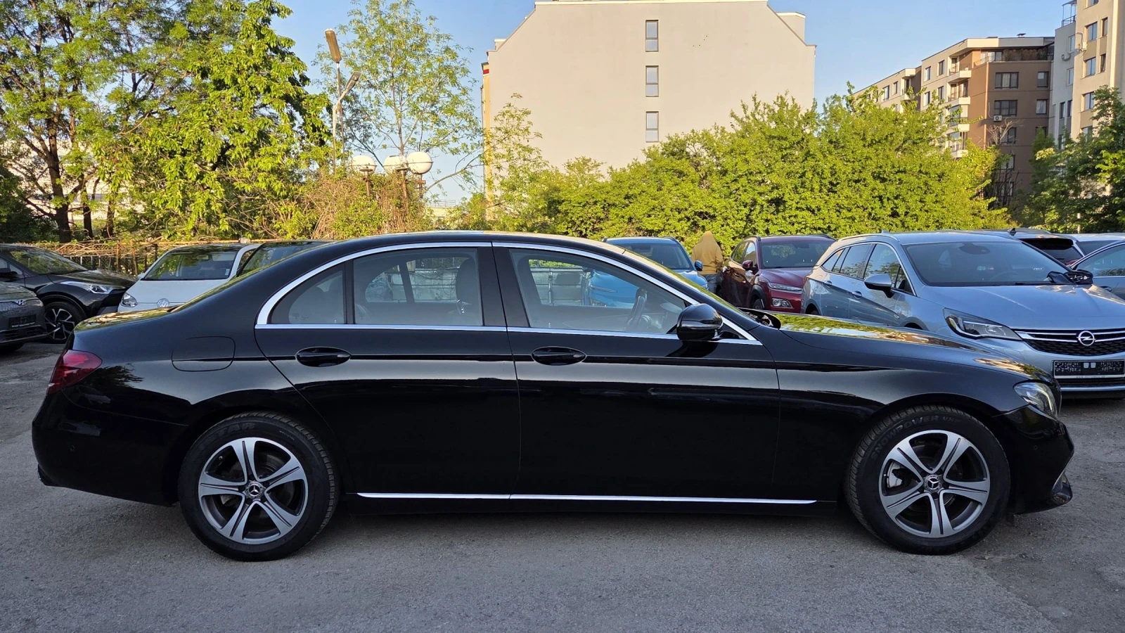 Mercedes-Benz E 220 12.2018/9G /194коня/Ambient - изображение 2