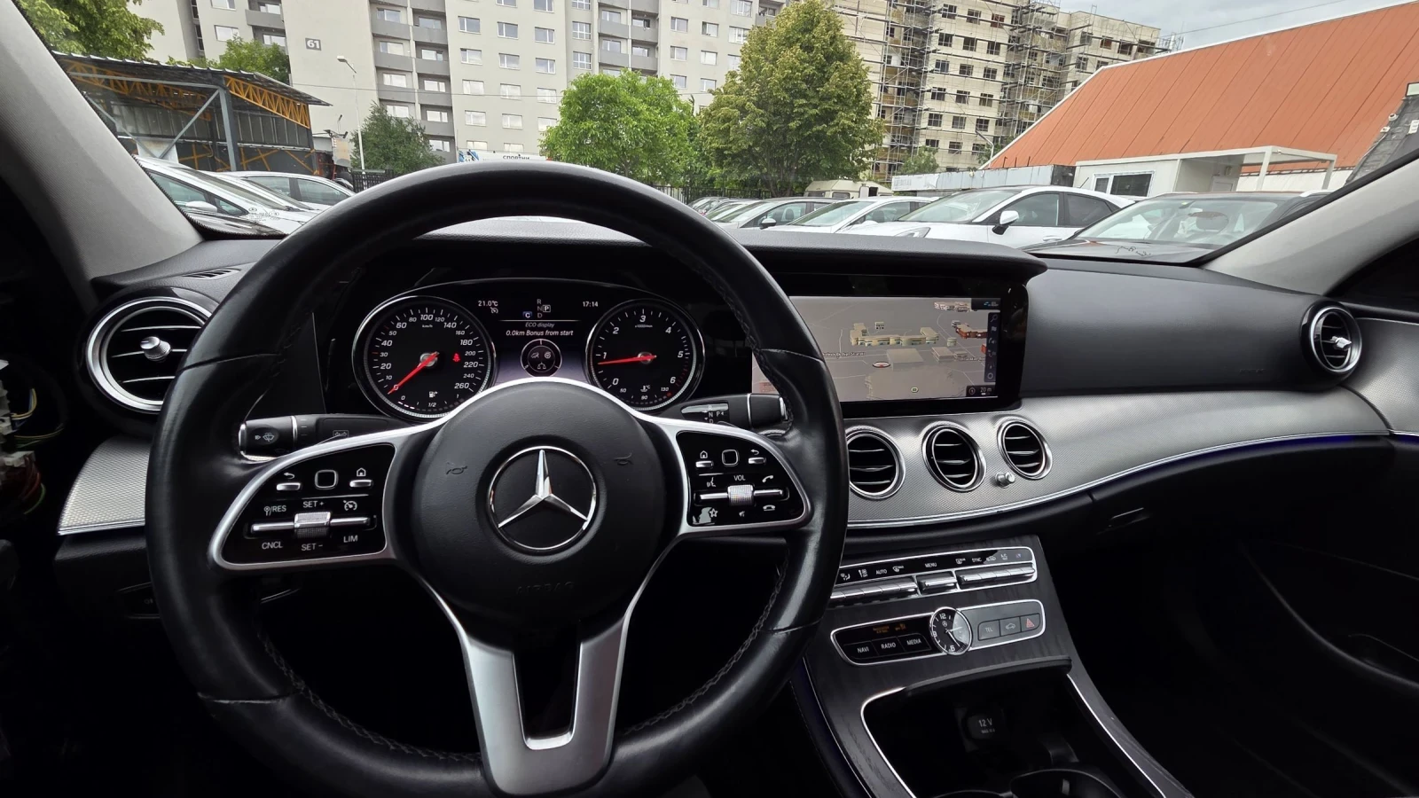 Mercedes-Benz E 220 12.2018/9G /194коня/Ambient - изображение 10