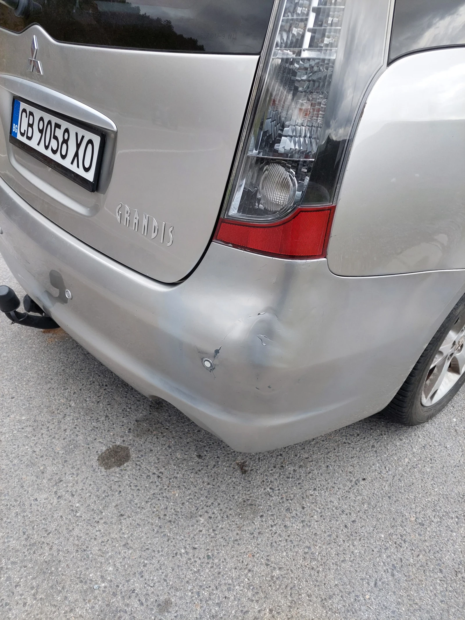 Mitsubishi Grandis  - изображение 5