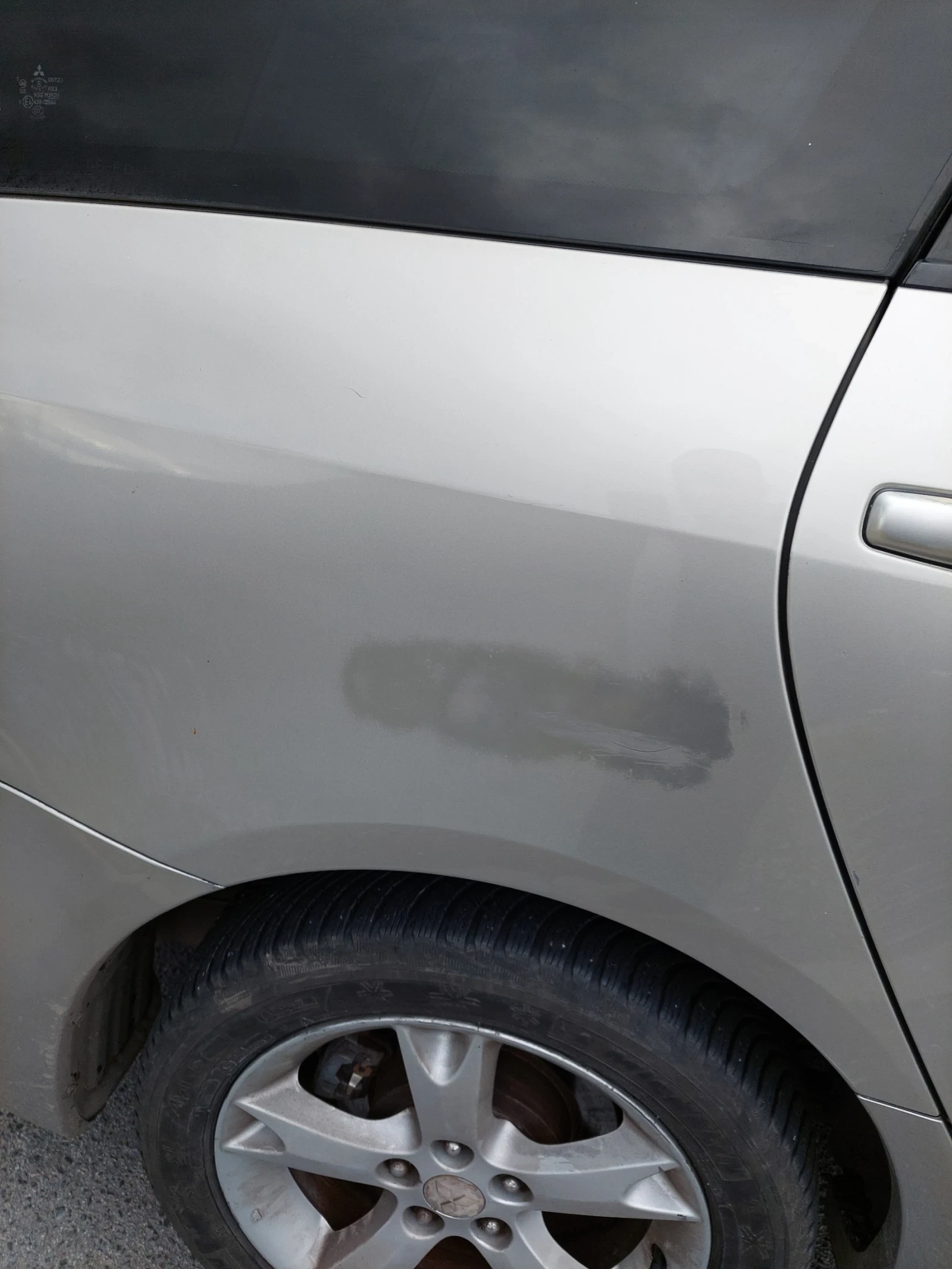 Mitsubishi Grandis  - изображение 7