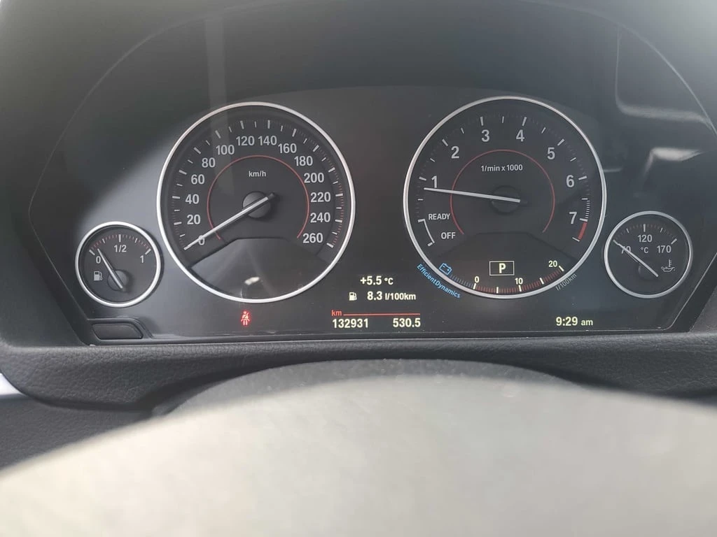 BMW 330 * xDrive * CARFAX *    | Mobile.bg   8