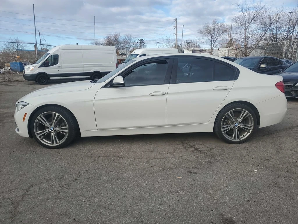 BMW 330 * xDrive * CARFAX *    | Mobile.bg   2
