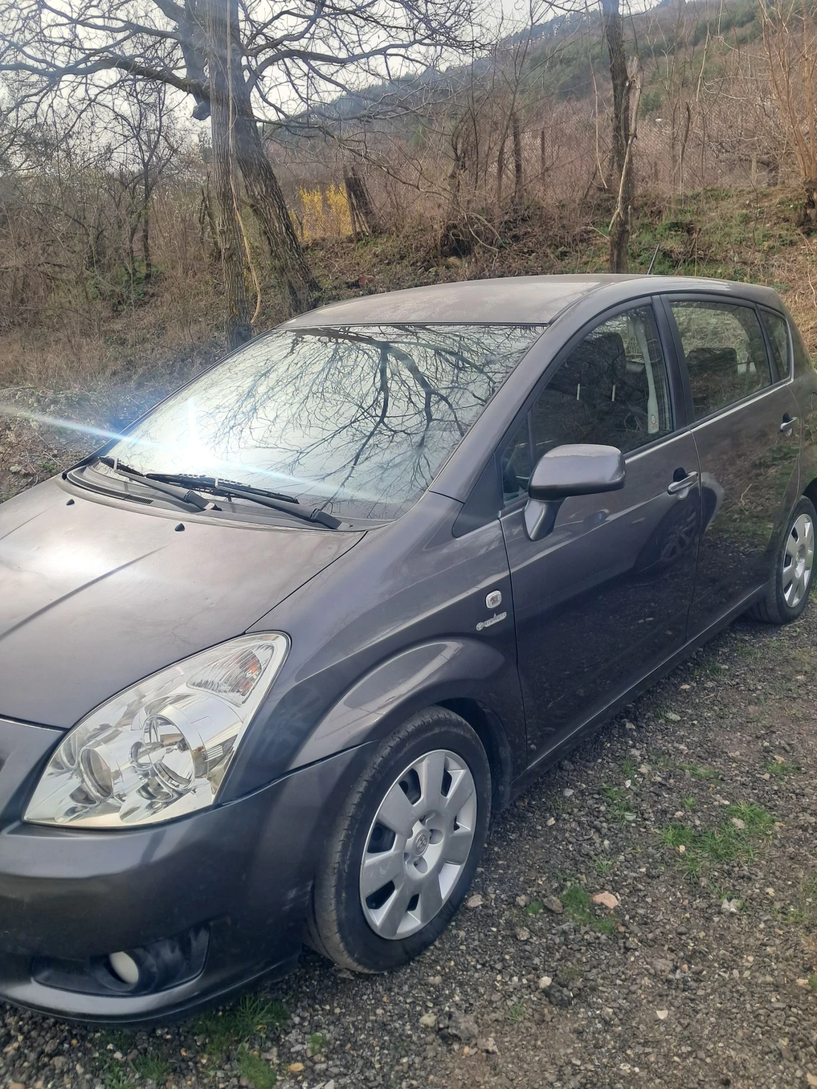 Toyota Verso 2.0 DFD, снимка 2 - Автомобили и джипове - 53906216