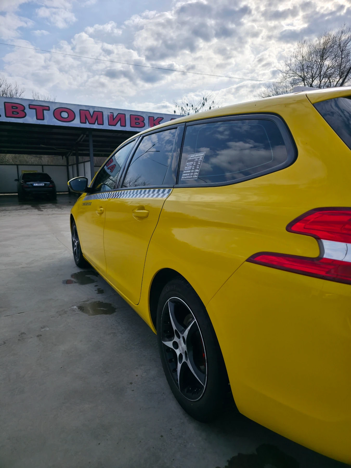 Peugeot 308 1.6 hdi, снимка 4 - Автомобили и джипове - 54185055