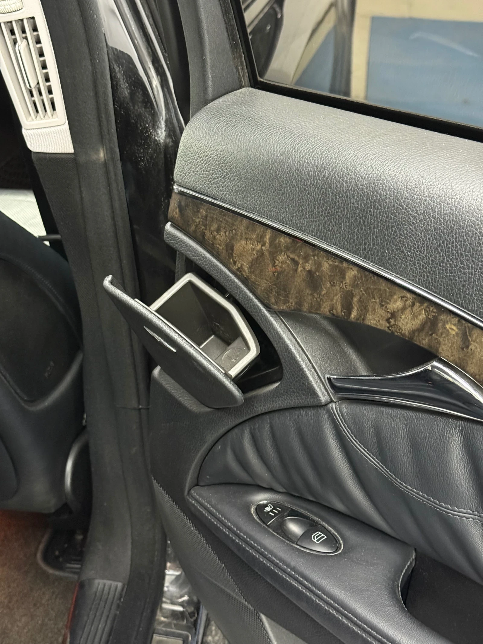 Mercedes-Benz E 500 Avantgarde | 388 к.с. | Моля прочетете!!!, снимка 8 - Автомобили и джипове - 54191573