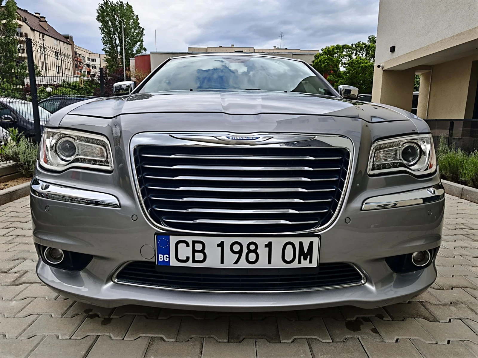 Chrysler 300c 3.6, снимка 3 - Автомобили и джипове - 54644673