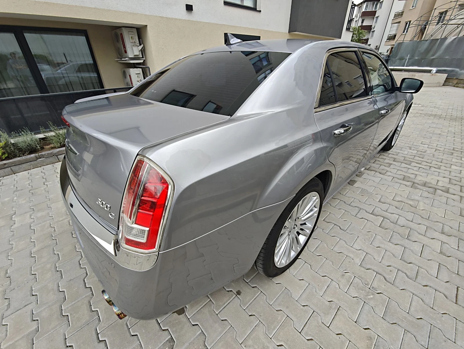 Chrysler 300c 3.6, снимка 9 - Автомобили и джипове - 54644673