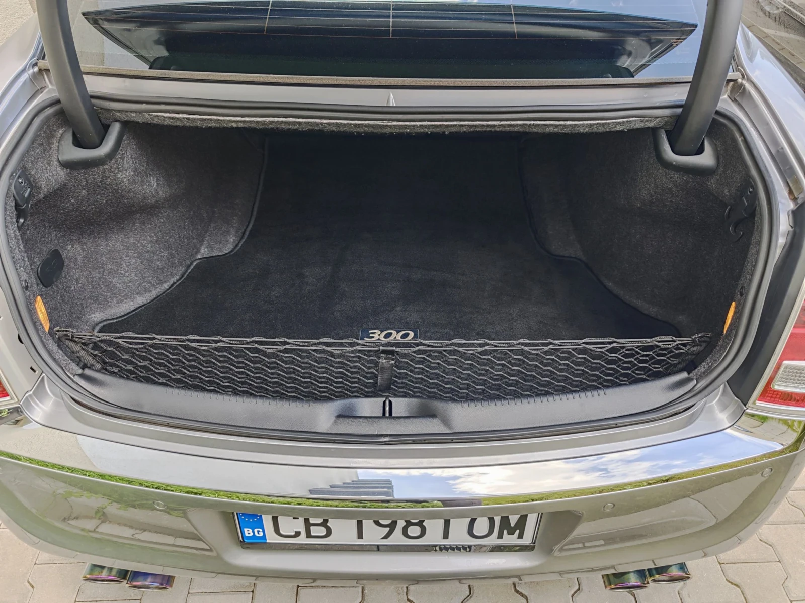 Chrysler 300c 3.6, снимка 11 - Автомобили и джипове - 54644673