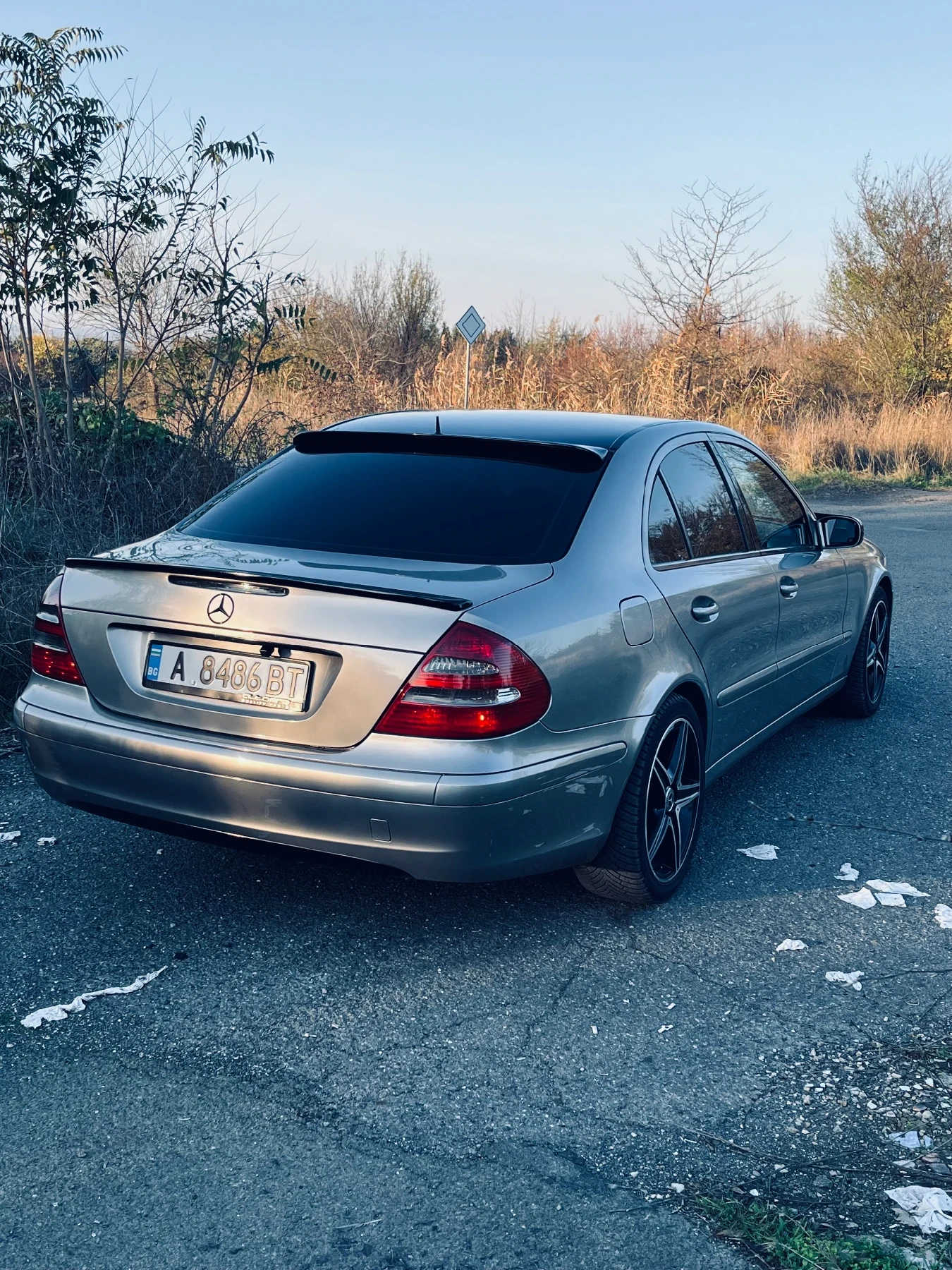 Mercedes-Benz E 220 W211, снимка 8 - Автомобили и джипове - 54717349