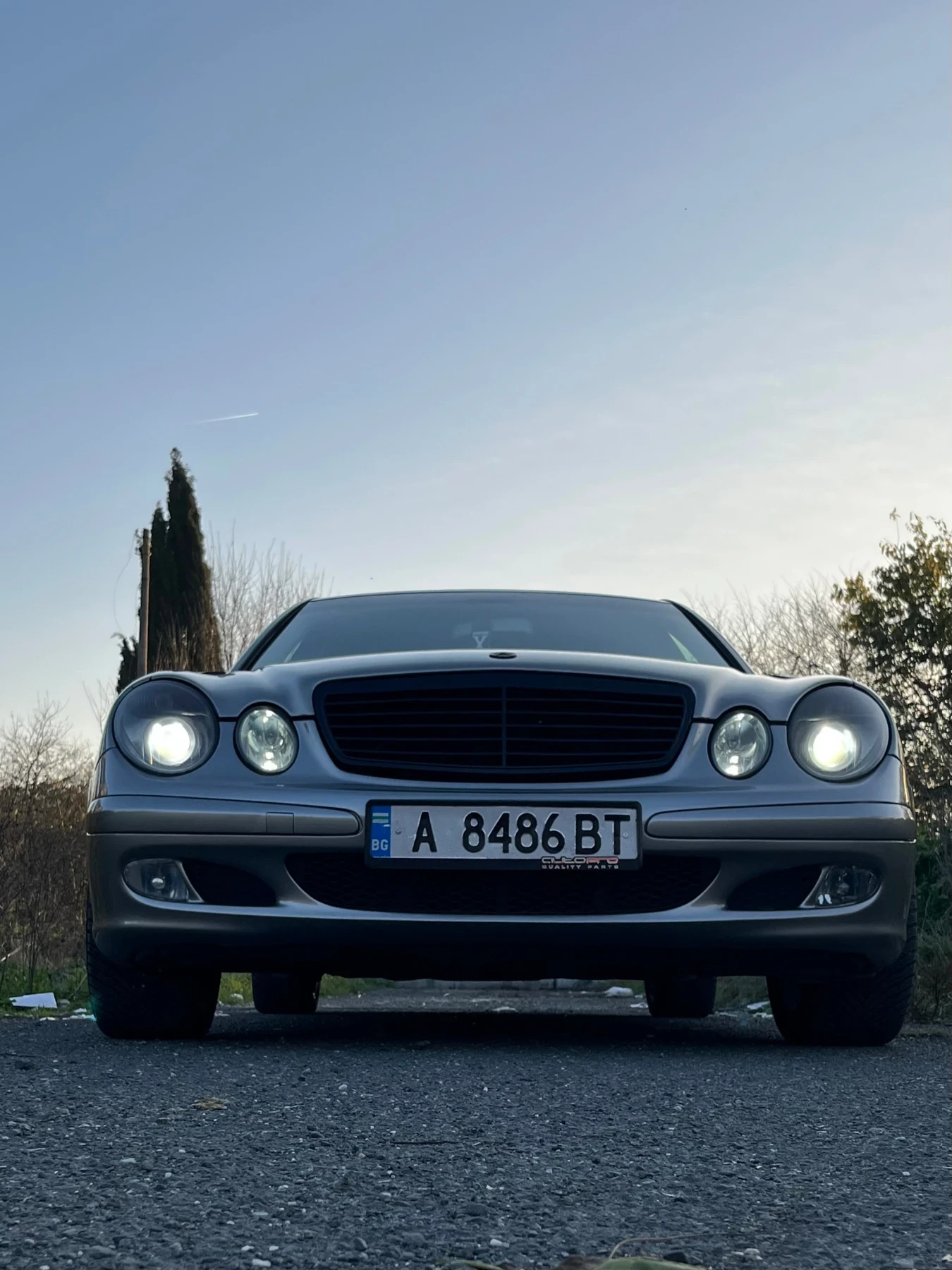 Mercedes-Benz E 220 W211, снимка 4 - Автомобили и джипове - 54717349