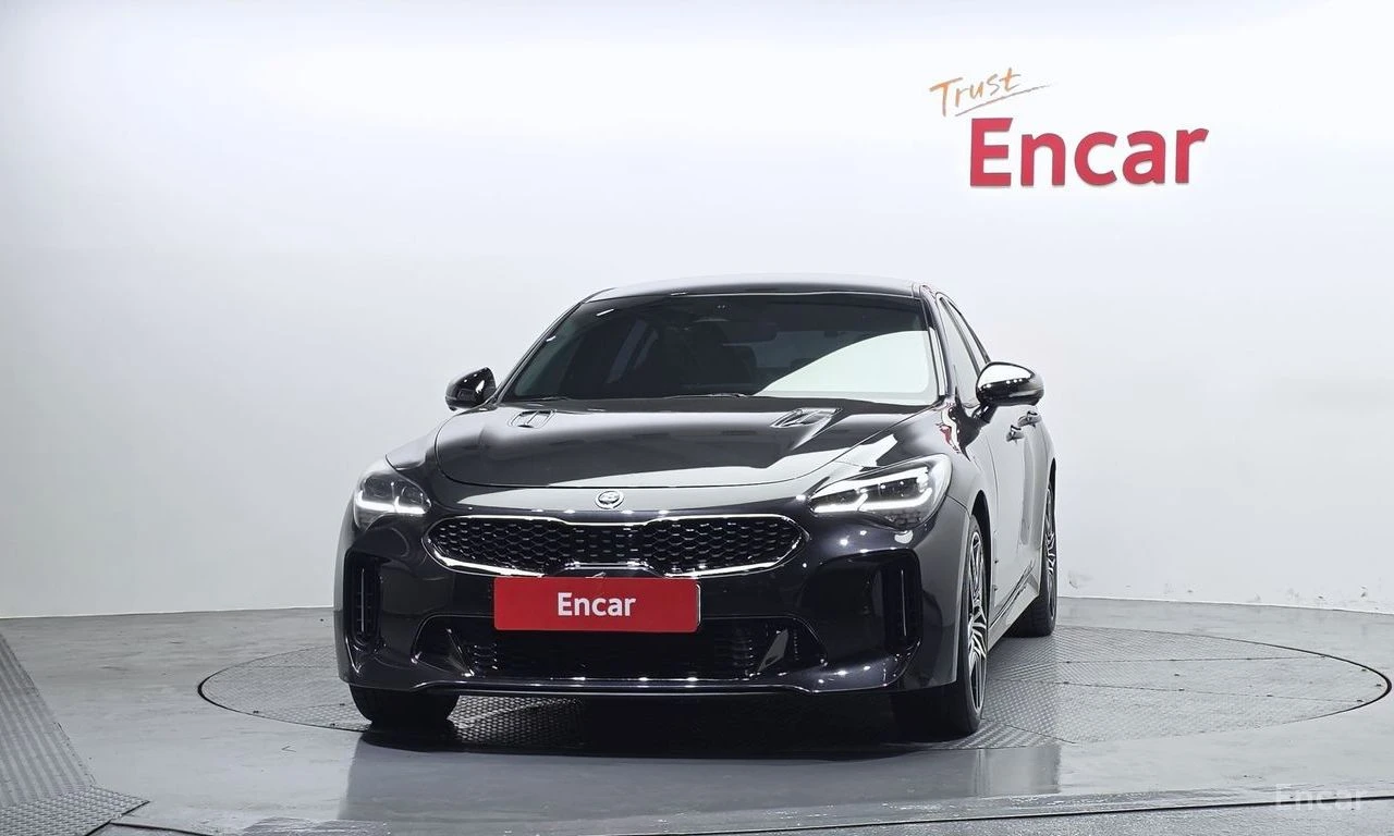 Kia Stinger 2.5* ПОДГРЕВ* ОБДУХВАНЕ* ХЕДЪП* LANE* ASSIST* , снимка 3 - Автомобили и джипове - 54864200
